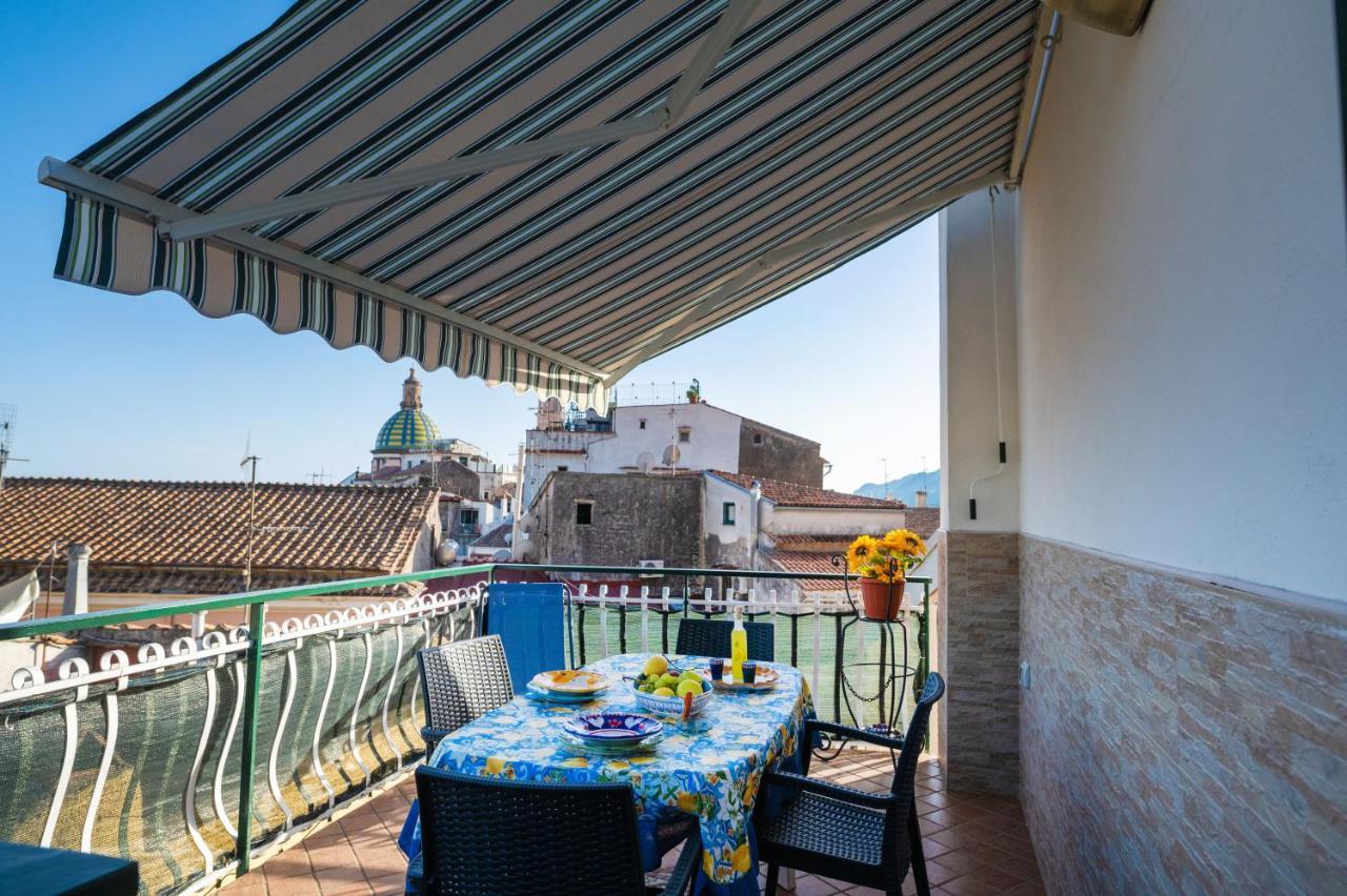 Casa Teresa Nel Centro Di Vietri Apartment Luaran gambar